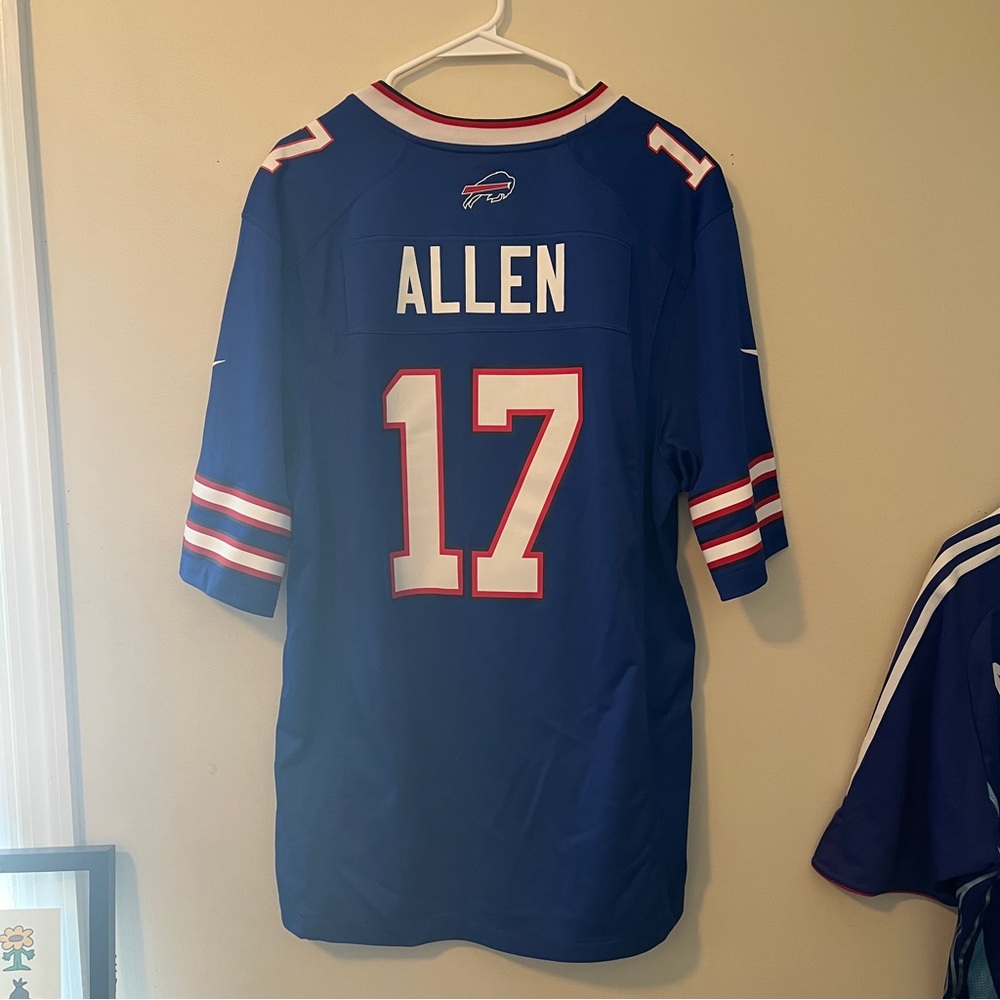 Pre-Loved Josh Allen Buffalo Bills Home Jersey, Men’s L
